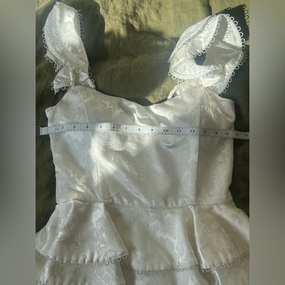 V. Chapman Patisserie dress in Coconut Macaron - Picture 8 of 10